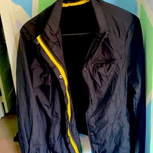 Tommy Hilfiger Black jacket with bright yellow rim